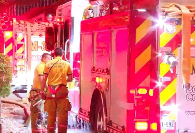 Incendio consume casa en Rincón Grande de Pavas