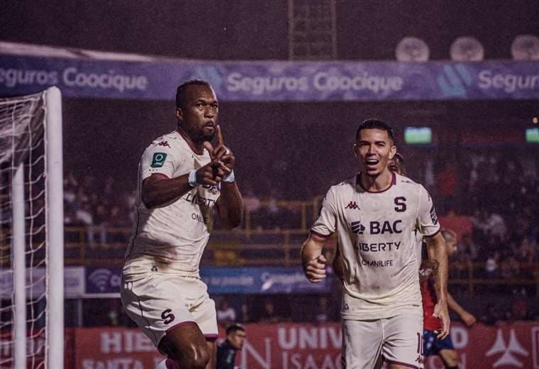 San Carlos ante Saprissa/Prensa Saprissa