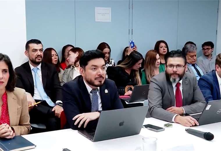 Sesión ampliada del Conare contó con inusual presencia de ministros