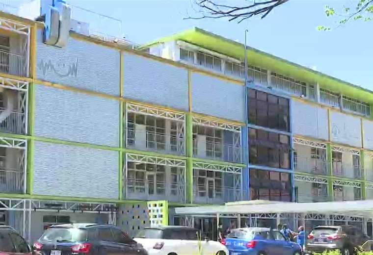 Hospitales tardarán hasta dos semanas en reprogramar cirugías suspendidas por huelga