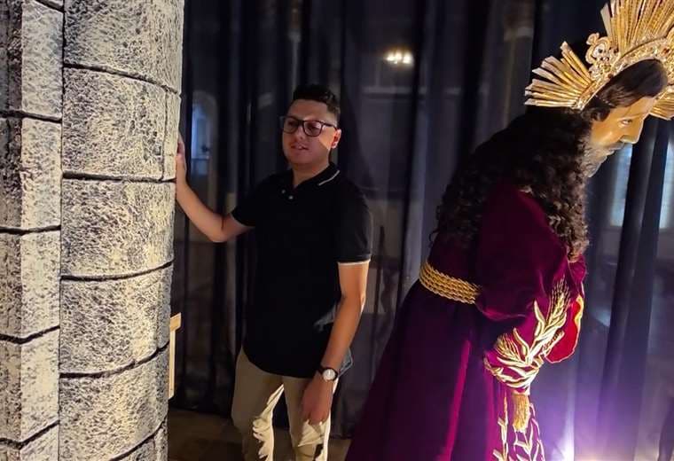 De profesor a artista de la fe: el tico que transforma iglesias en Semana Santa
