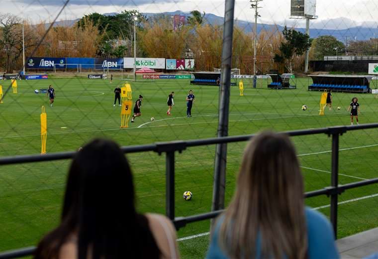 Seleccion Femenina entrenamiento