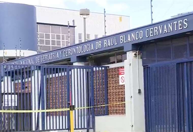 Atraso en hospital geriátrico deteriora atención, alerta directora de Junta de Salud