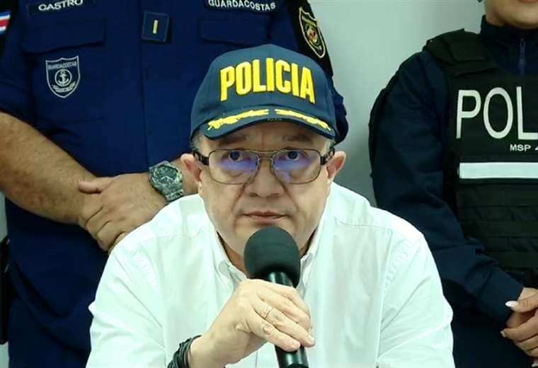 Gerald Campos evitó referirse al cuestionado decreto sobre el año carcelario