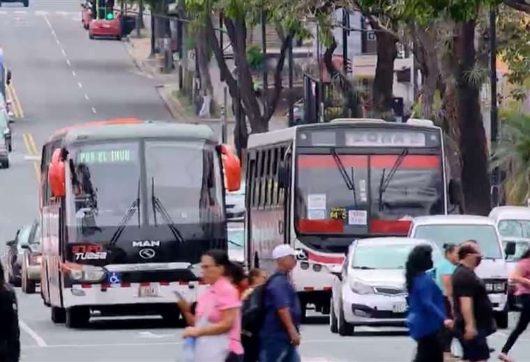 Pasajes de bus subirán nuevamente por retiro de monedas de ₡5
