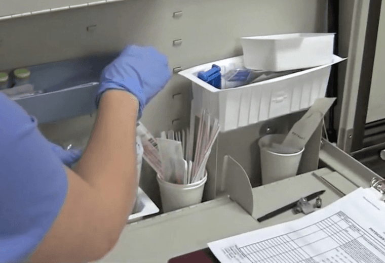 Salud investiga una posible muerte asociada a brote de Salmonella en Ciudad Colón