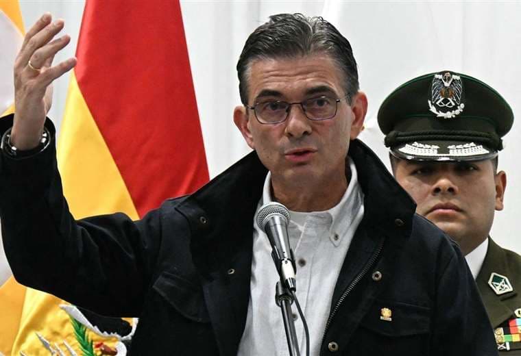 Rodrigo Paz declara el estado de excepción en Bolivia "para liberar las carreteras del país"