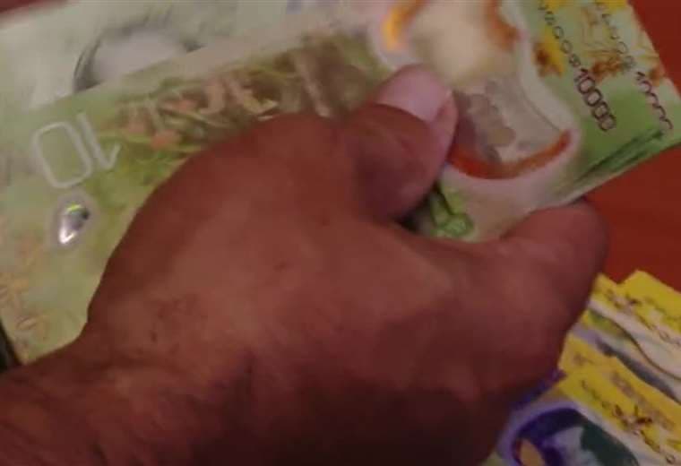 ¿Cuáles son los cinco errores financieros que más endeudan a los consumidores?