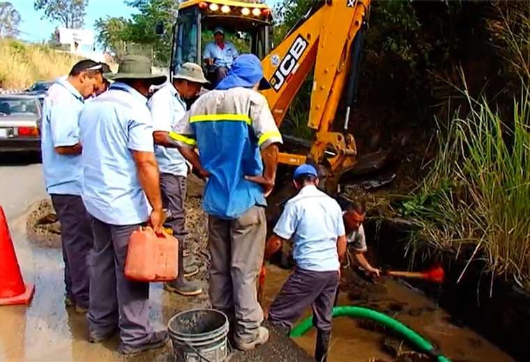 AyA refuerza acciones contra fugas y robo de agua