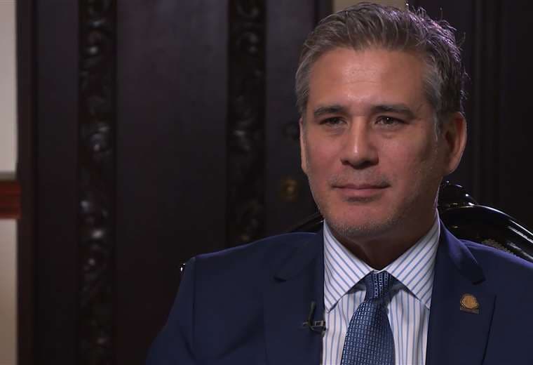 Canciller: Si uno tuvo capacidad de servir como ministro, debería tenerla para ser embajador