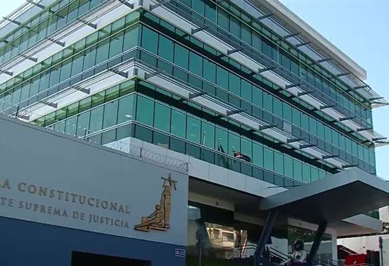 Sala IV ordena a CCSS otorgar licencia extraordinaria a funcionaria para cuidar a su hijo recién nacido
